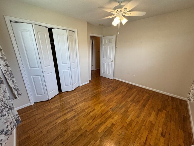 Building Photo - Nice 3/2 House in Lindale- $1,495