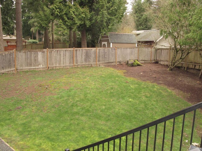 Building Photo - Redmond Home