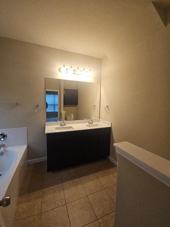 Building Photo - 534 Christopher's Cove