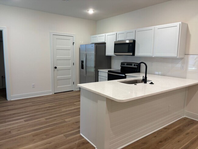 Building Photo - 5309 Rolly -