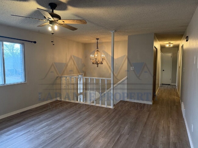 Building Photo - 3 Bedroom Home