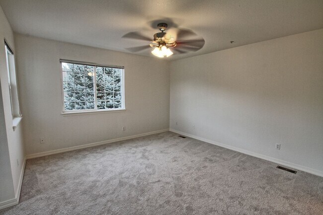 Building Photo - 14300 Waterside Ln