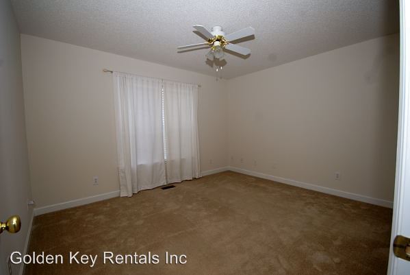 Building Photo - 206 Suttons Run
