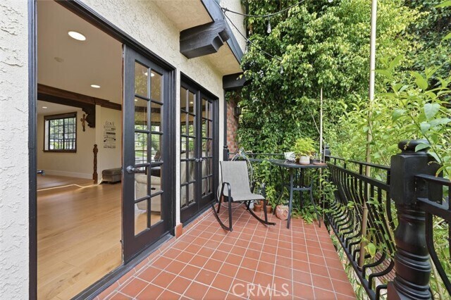 Building Photo - 227 S Irena Ave