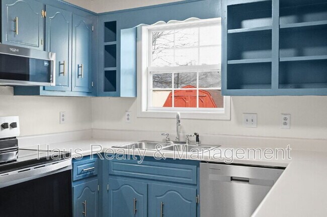 Building Photo - 1361 Jenny Ln