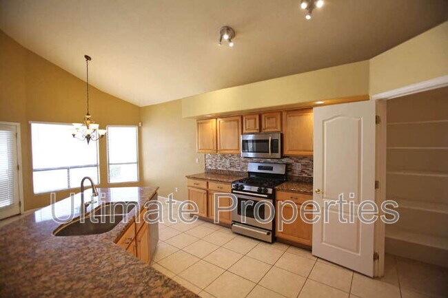 Building Photo - 6336 W Misty Willow Ln