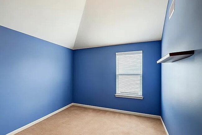 Building Photo - "Spacious 4-Bed Oasis with 2.5 Baths in Charming Simpsonville – 2400 Sq Ft of Comfort Awaits!"