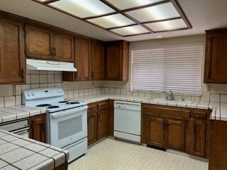 Building Photo - 1385 Fair Oaks Ct
