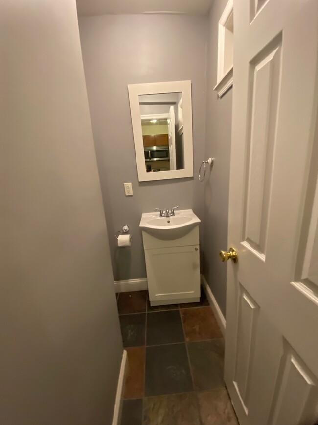 1st Floor 1/2 Bathroom - 525 Fitzwater St