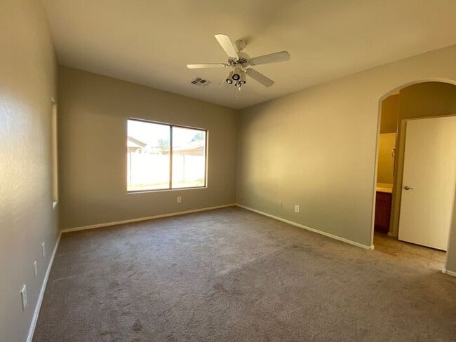 Building Photo - 3096 E Pinto Valley Rd