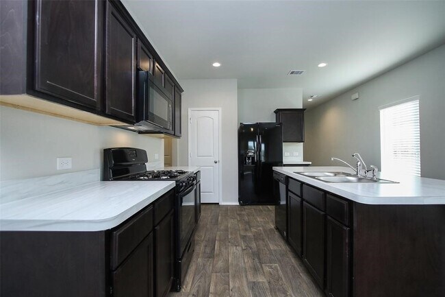 Building Photo - 4023 Wyanngate Dr