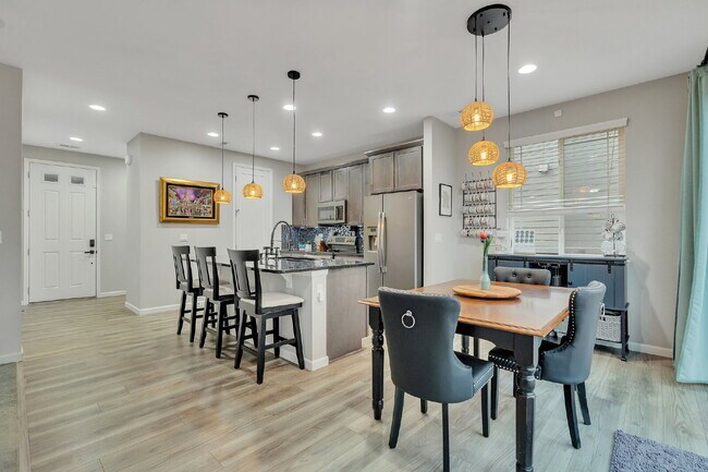Building Photo - Newer Build 3 Bedroom Home In a Beautiful Neighborhood!