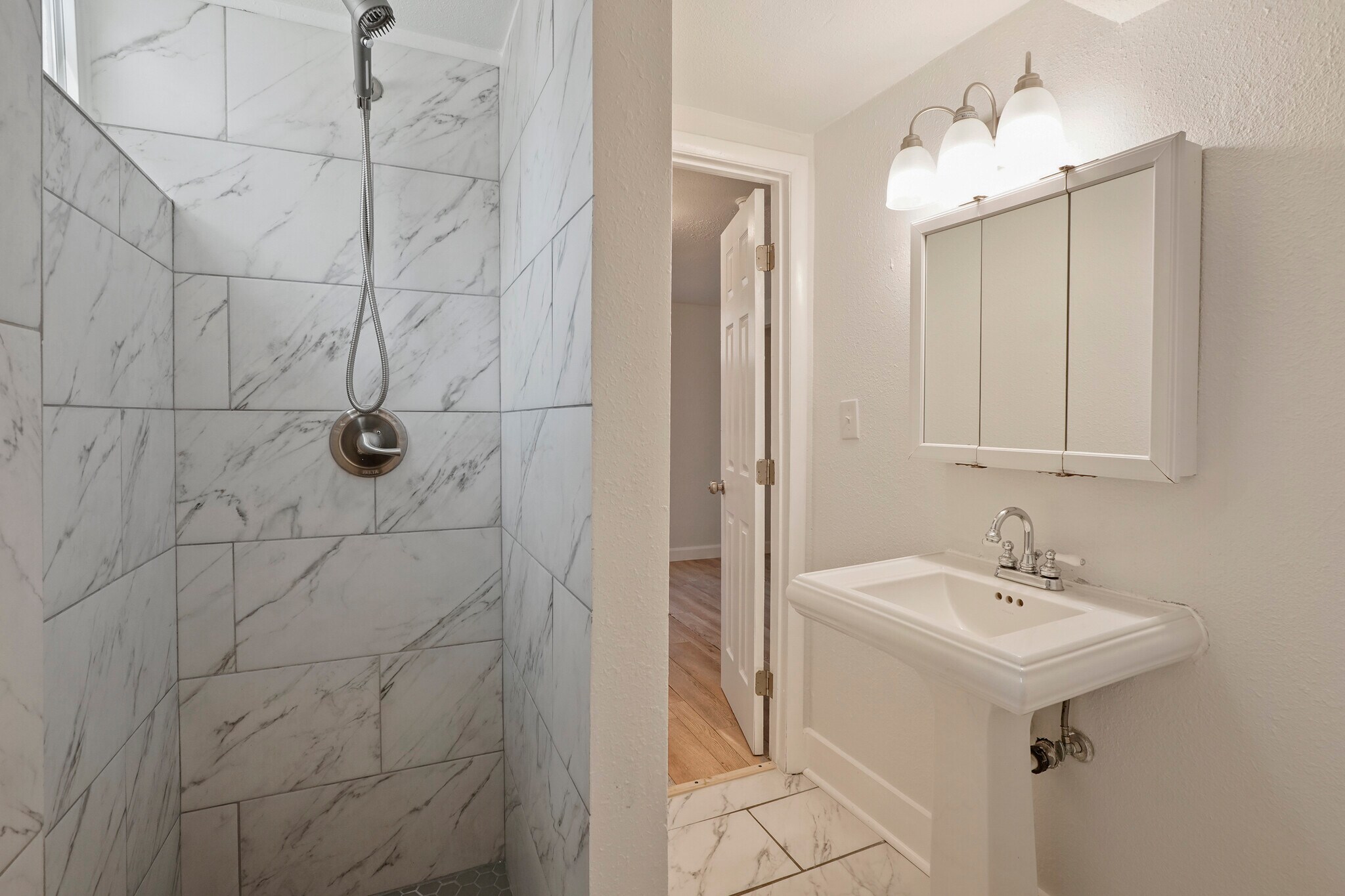 Lower bathroom - 1173 Dayton St