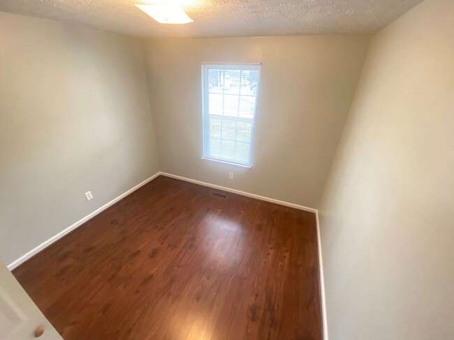 Building Photo - FOR LEASE - SINGLE FAMILY HOME IN LEBANON TN!