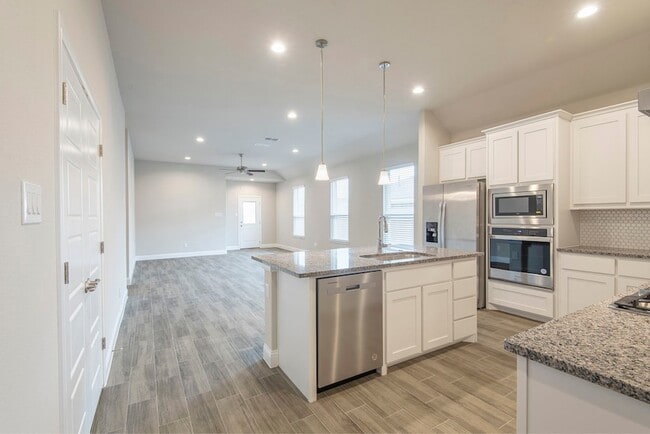 Building Photo - 2301 Ruff Rd