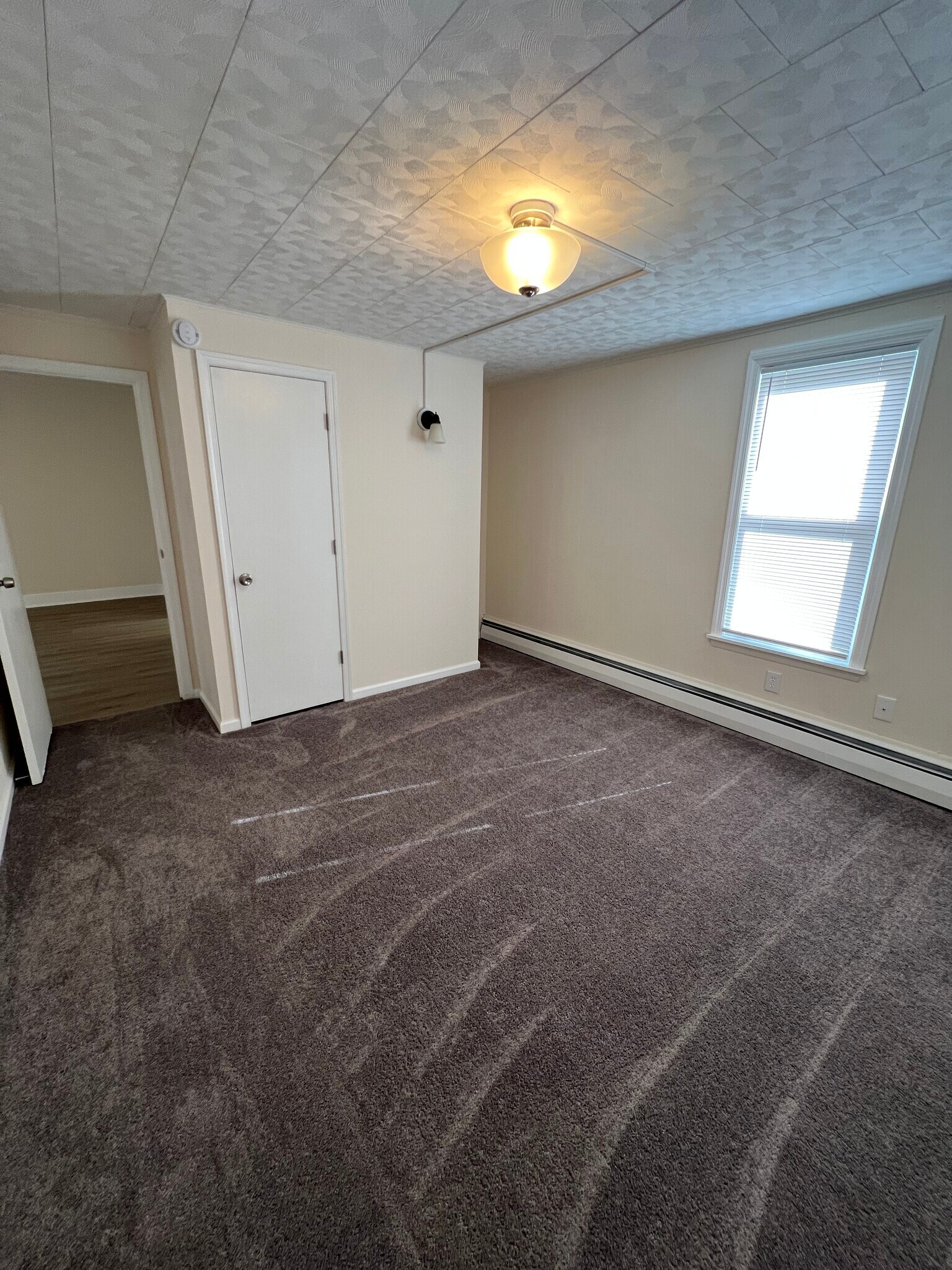 Building Photo - 211 Spring St