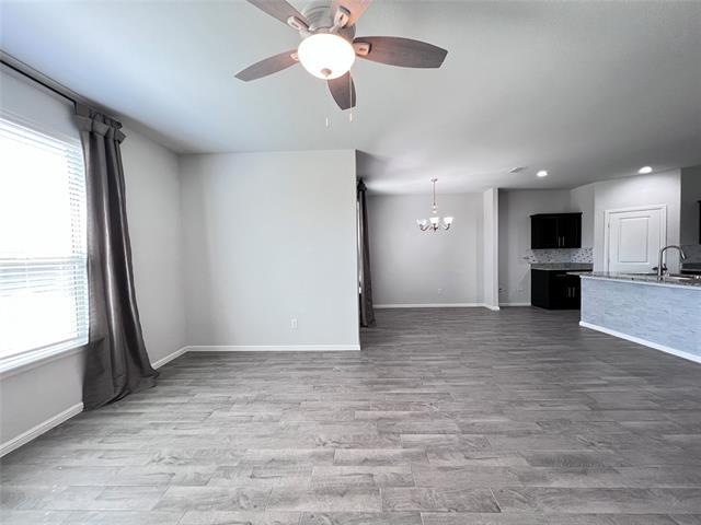 Building Photo - 617 Blacktail Dr