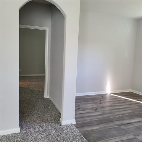 Building Photo - 517 Harbor Oaks Dr