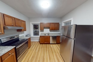 Building Photo - 906 Massachusetts Ave