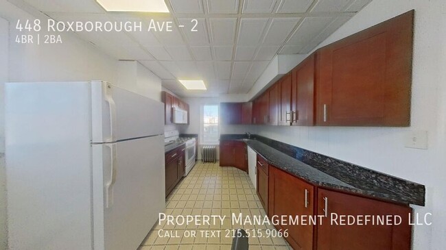Building Photo - 448 Roxborough Ave