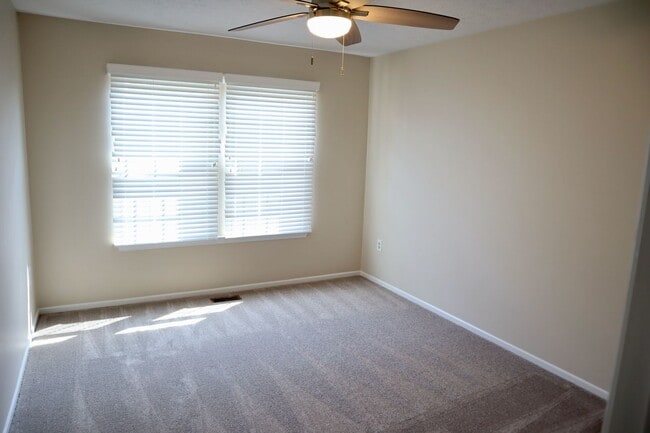 Building Photo - Gorgeous Updated Townhouse in the heart of...