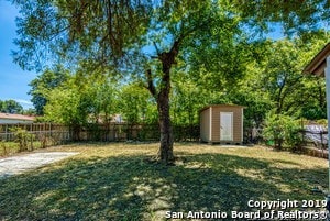 Building Photo - 2122 W Wildwood Dr
