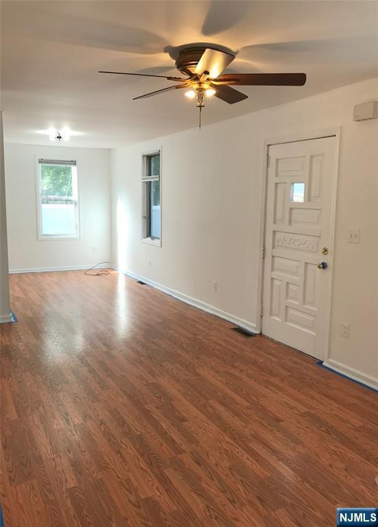 Building Photo - 1 Cedar Ln