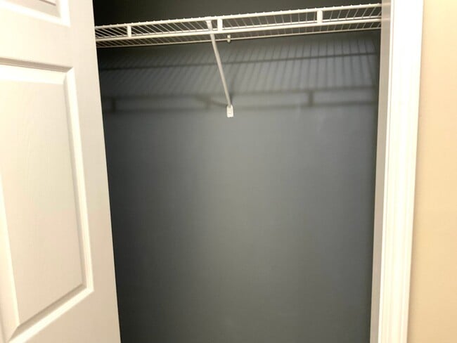 Building Photo - 2 Bedroom, 2 Baths Duplex Apartment for Rent with Unfinished Basement