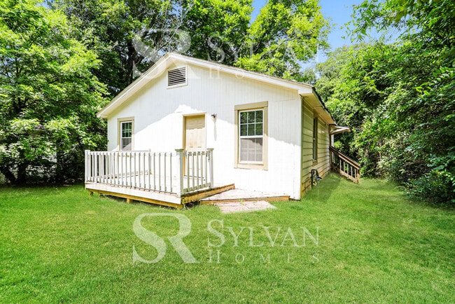 Building Photo - The Lifestyle You Deserve.