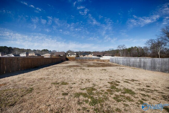 Building Photo - 14665 Bowman St