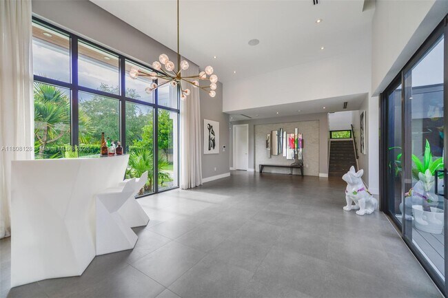 Building Photo - 7940 SW 58th Ct