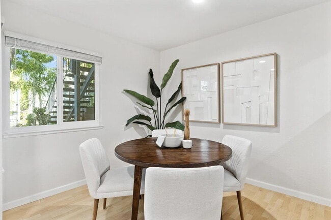 Building Photo - "Chic 1-Bedroom San Jose Retreat with Luxu...