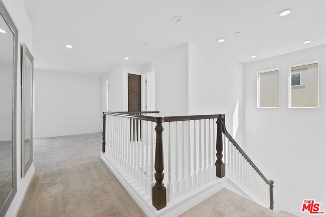 Building Photo - 20810 Spruce Cir