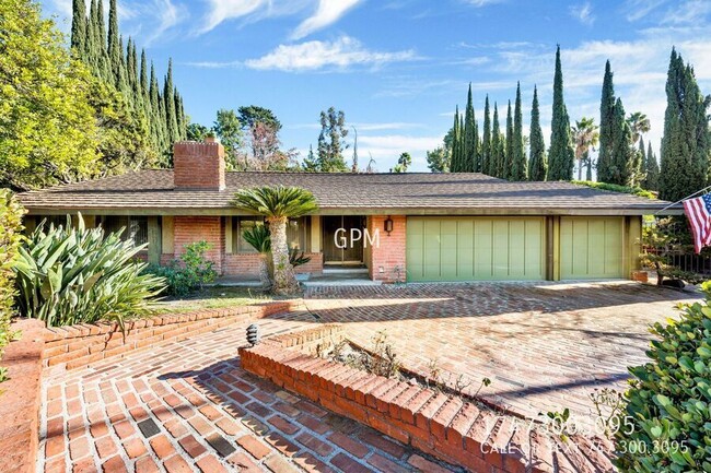 Building Photo - Magnificent Home in Chevy Chase Canyon's H...