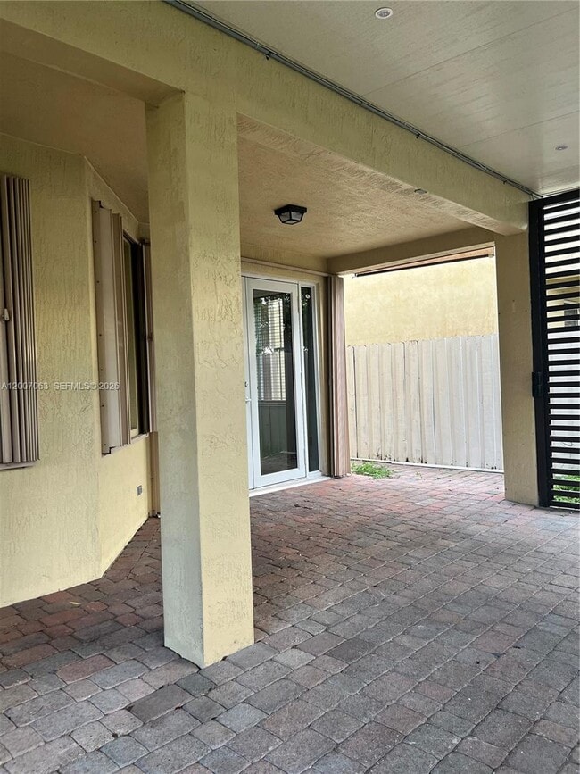 Building Photo - 16475 SW 84th Ln