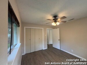 Building Photo - 3550 Red Oak Ln
