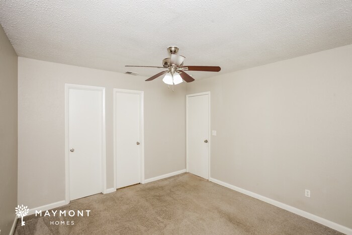 Building Photo - 228 Jadetree Dr