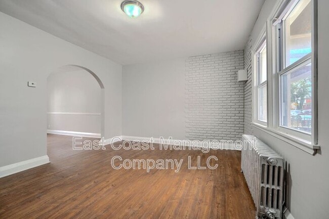 Building Photo - 2525 Boarman Ave
