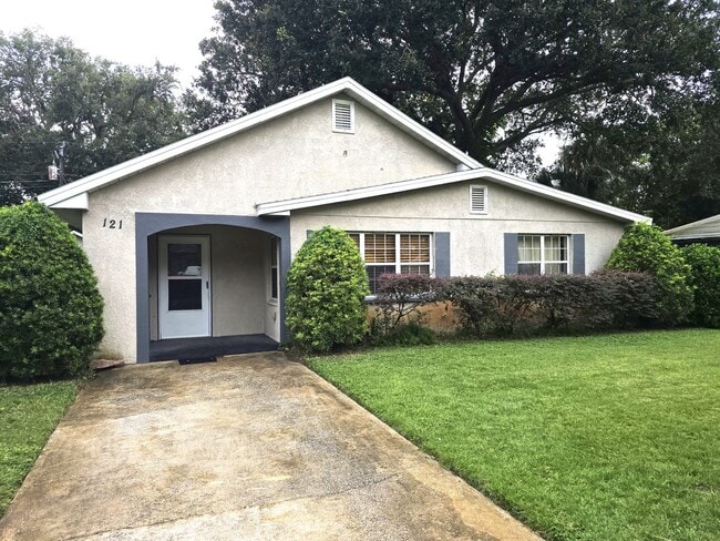 Building Photo - Charming 2-bedroom, 2-bathroom home