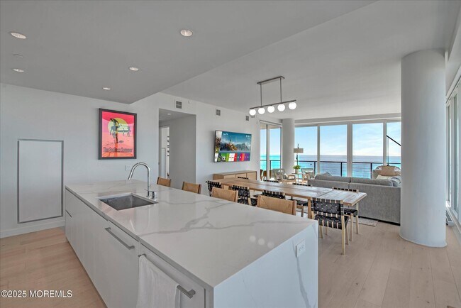 Building Photo - 1101 Ocean Ave