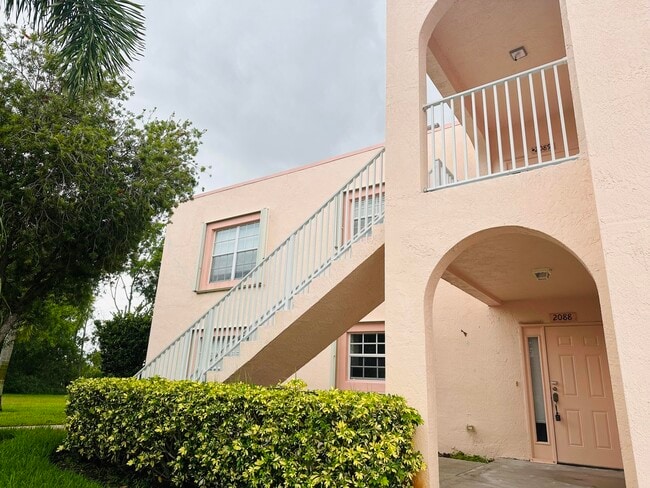 Primary Photo - 2088 SE Wild Meadow Cir