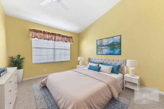 Building Photo - 14066 Glenlyon Ct