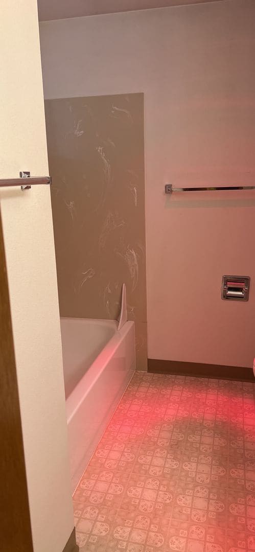 Building Photo - 2187-2189 NW North Hill Dr