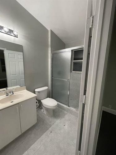 Building Photo - 6235 Vista Del Mar