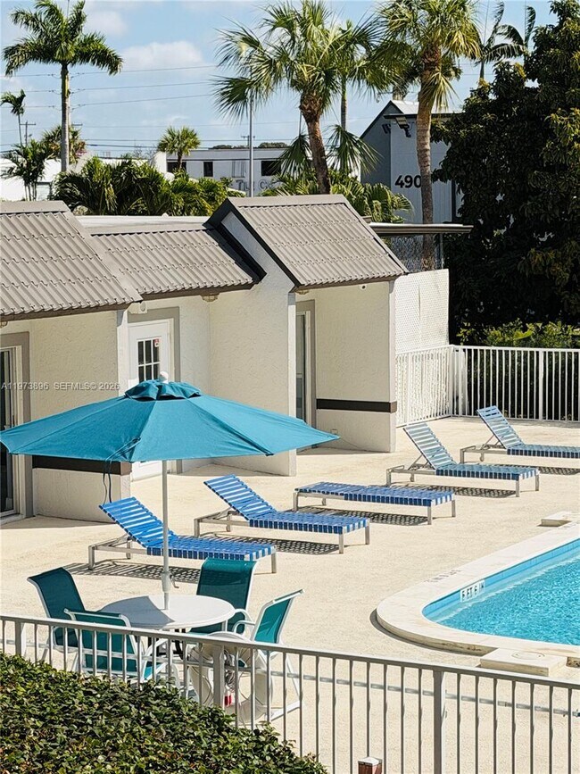 Building Photo - 4920 NW 79th Ave