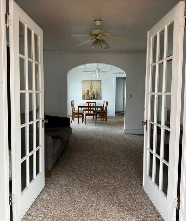 Building Photo - 14 Dennison Ave