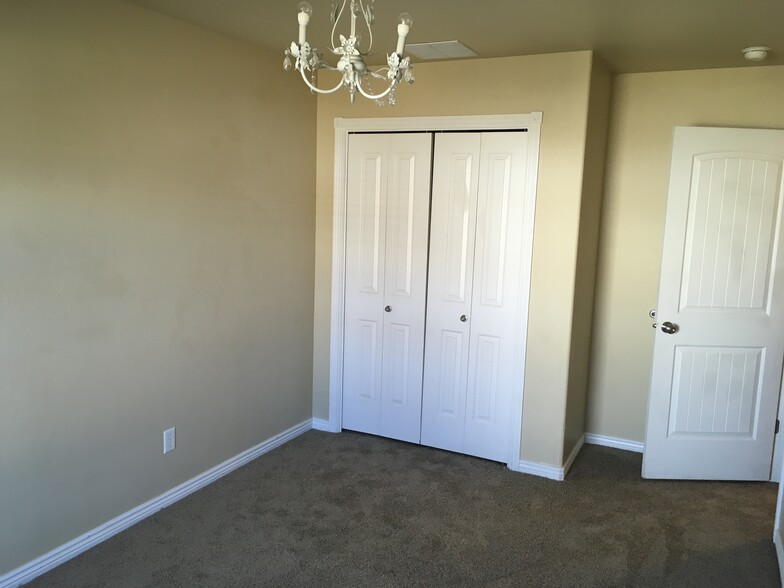 Downstairs NE Bedroom - 1230 Knoll Ridge Rd