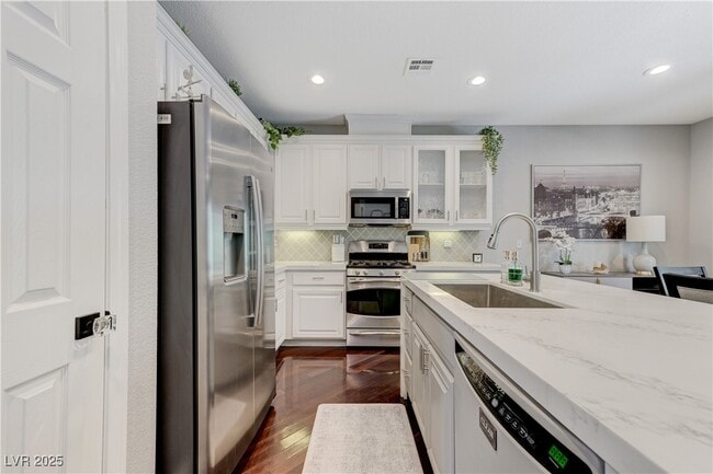 Building Photo - 937 Ambrosia Dr