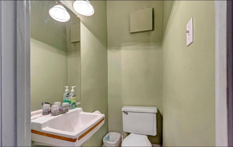 Building Photo - 1230 Tatnall St