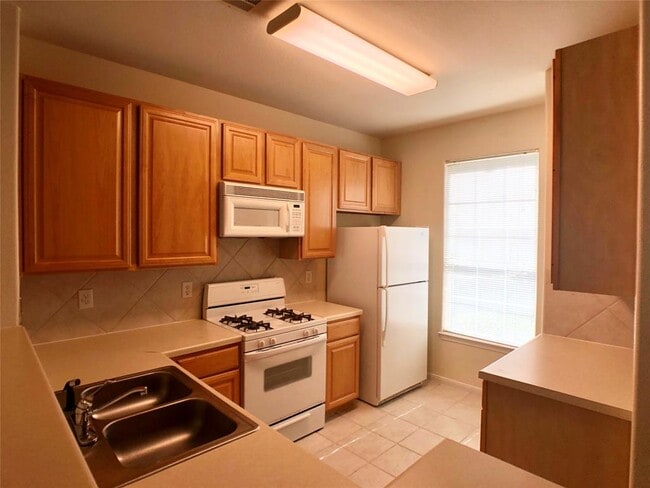Building Photo - 4620 W William Cannon Dr